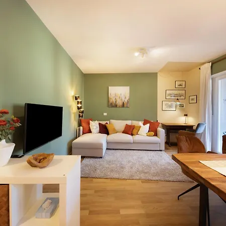 Huita Apartment *